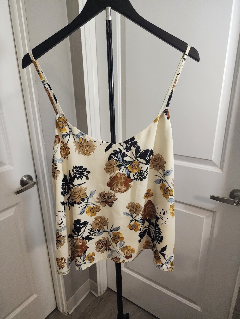 Leith Nordstrom Ivory Floral Camisole Tank Top Size L